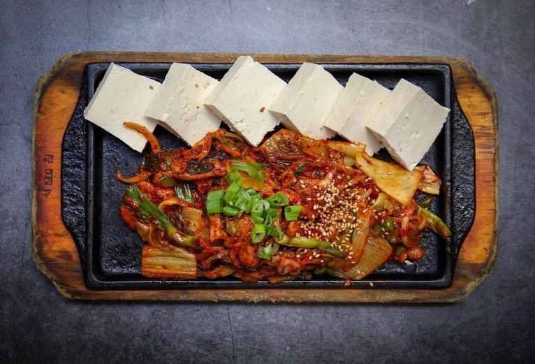What&rsquo;s your go-to at Pocha 32? 1 or 2? 🧐
.
.
.
&mdash;
👆Order on our website(pocha32.com) and take advantage of 5% discount promo offer.
&mdash;
🌤 Outdoor dining available from 4-11pm.